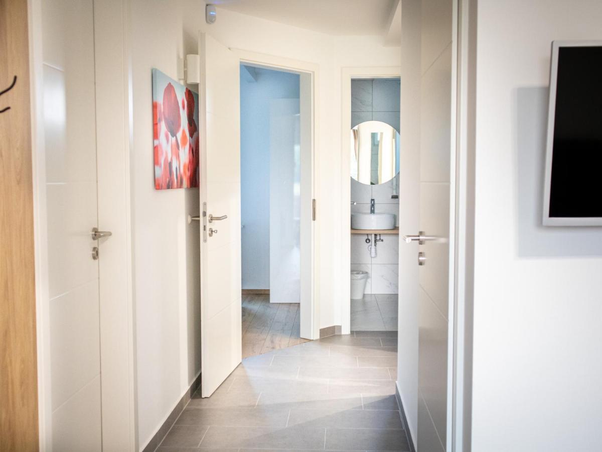 Ugo Apartman Halászi Екстериор снимка