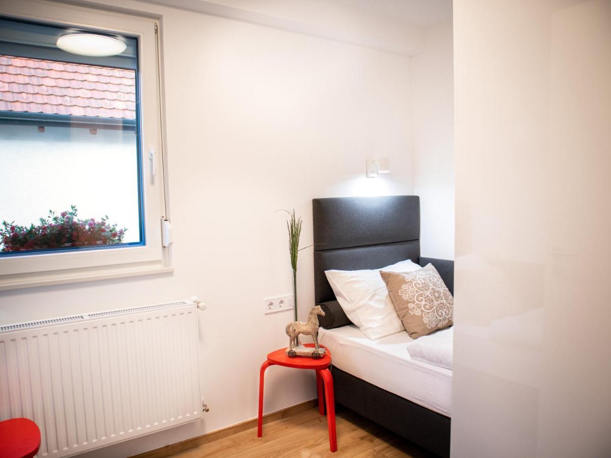 Ugo Apartman Halászi Екстериор снимка