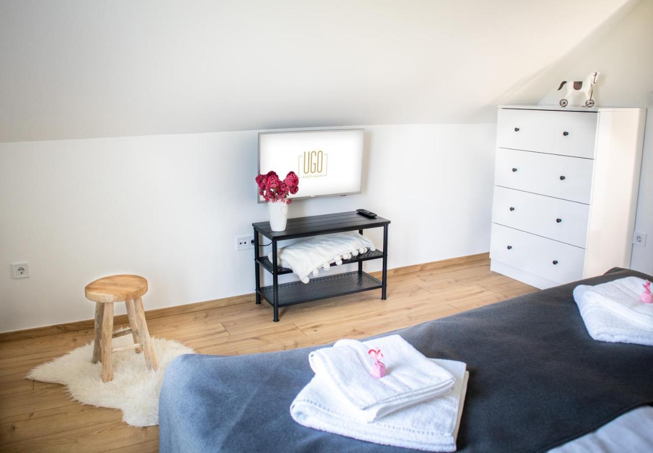 Ugo Apartman Halászi Екстериор снимка