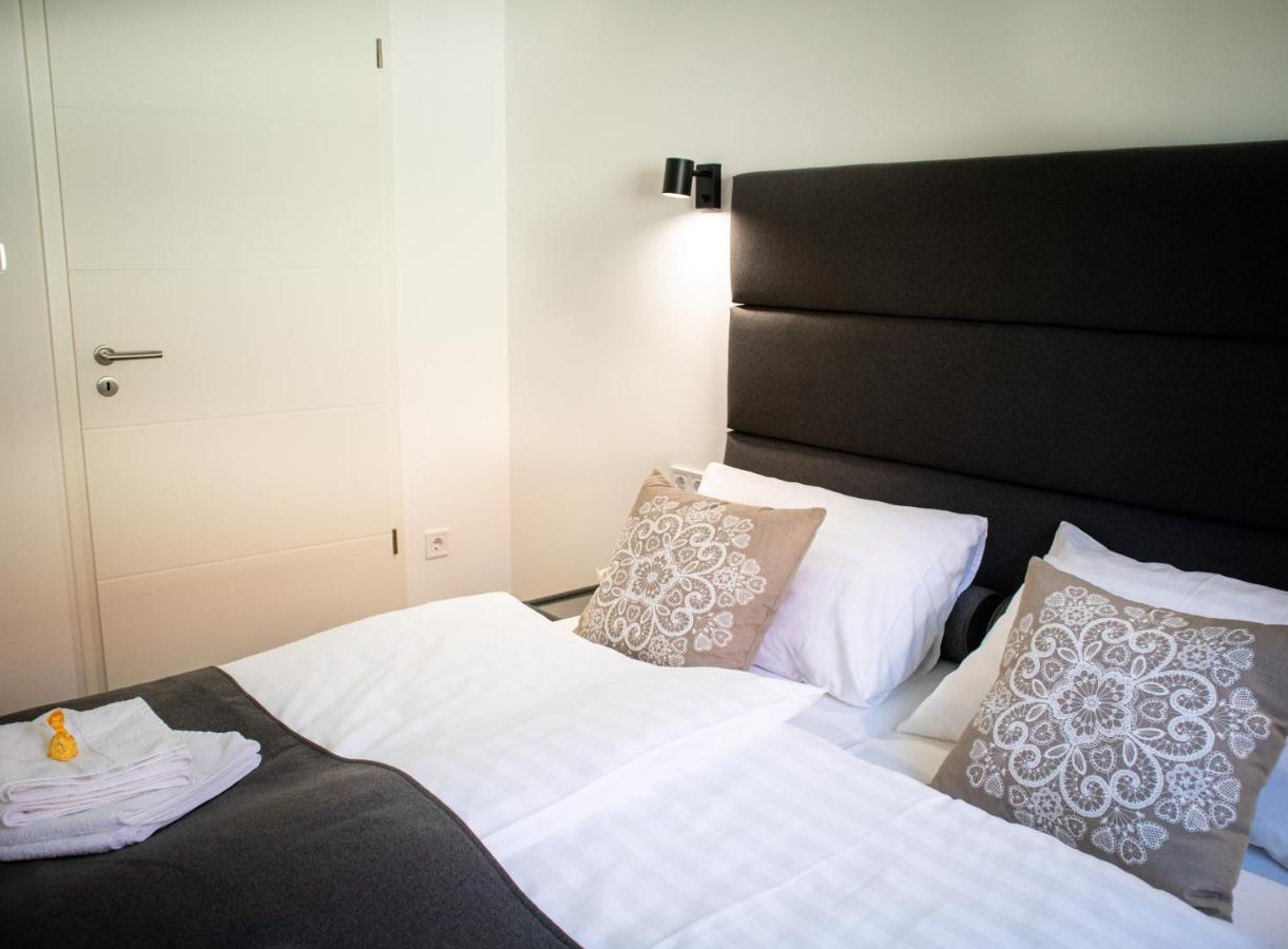 Ugo Apartman Halászi Екстериор снимка